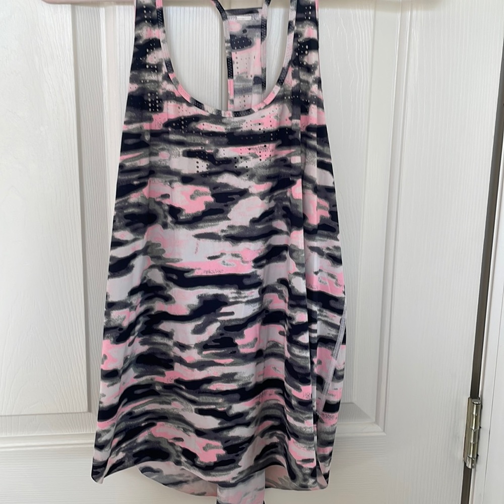 Lululemon tank top pink black gray (discontinued rare print)